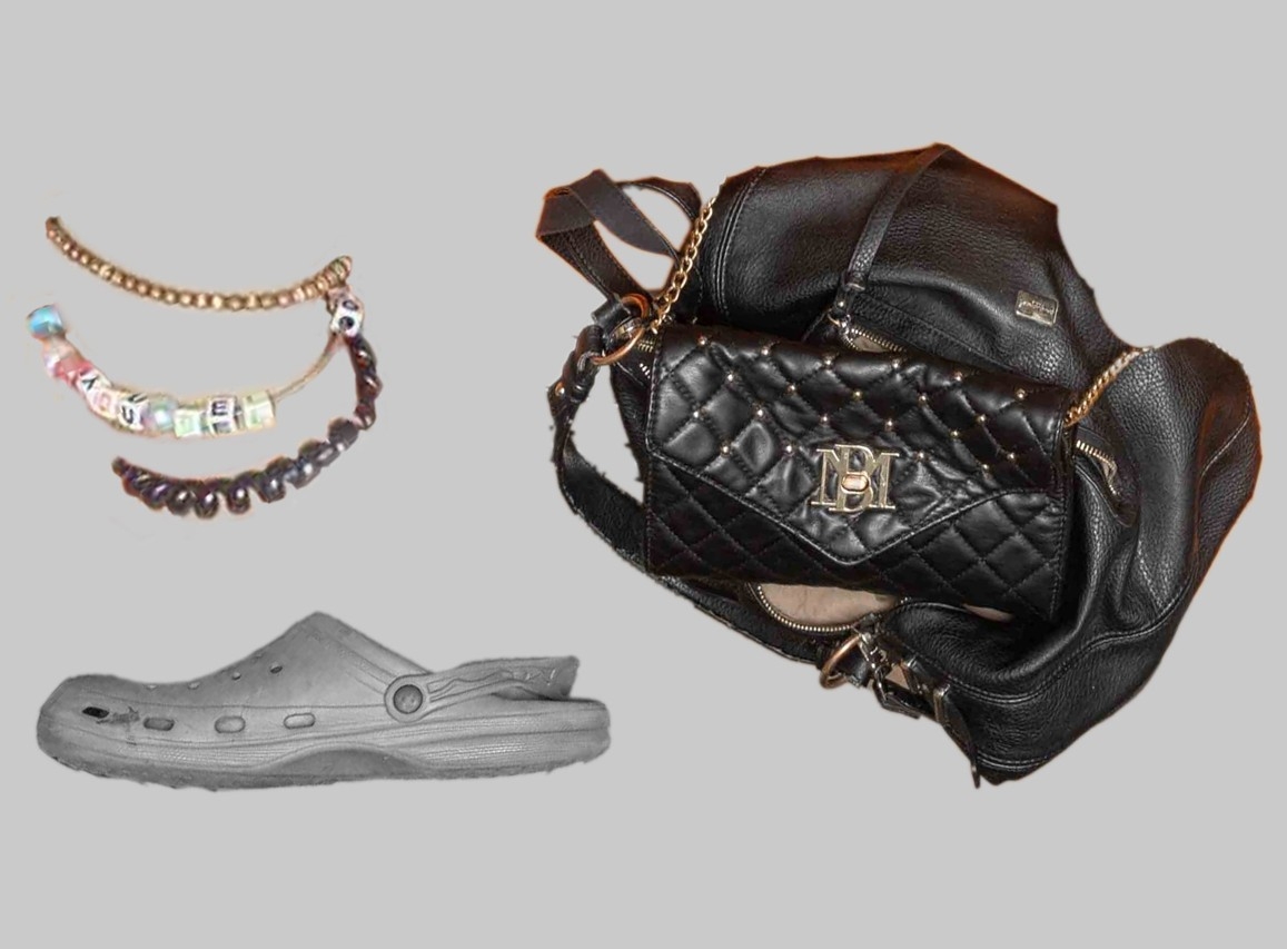  Investigators have released a photo of belongings hoping someone will recognize the individual who was found dead near Spadina TTC station on Tuesday, April 29, 2025.