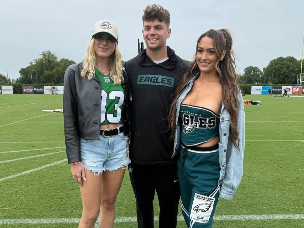 Is WWE's Nikki Bella dating Philadelphia Eagles' Cooper DeJean? | Toronto Sun