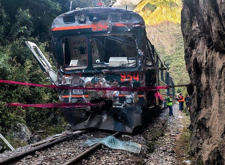 Seven Canadians were injured train collision near Machu Picchu: foreign affairs minister