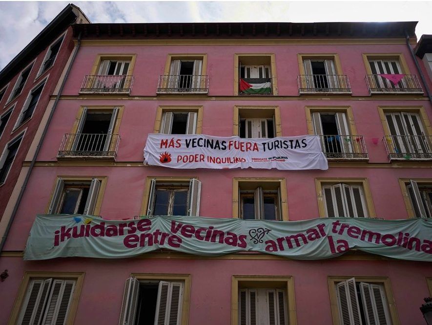 Spain fines Airbnb 64 million euros for unlicensed tourist rentals