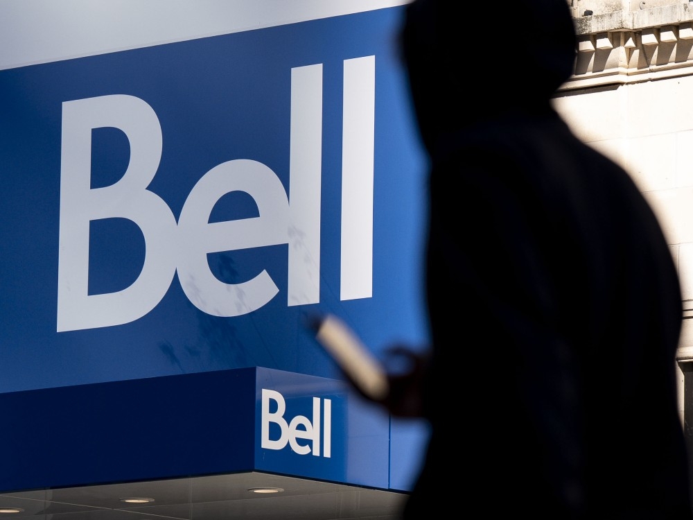 Bell ordered to unlock cellphones after CRTC says practice against Wireless Code