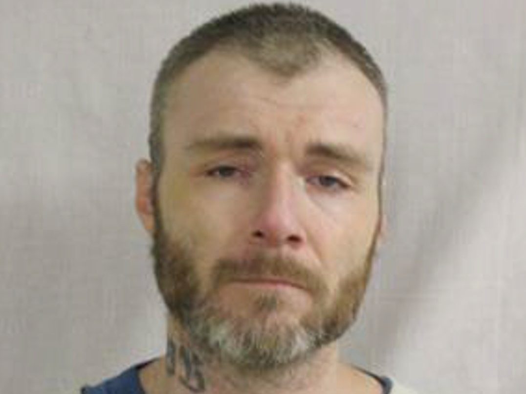 MANHUNT & TRAGEDY: Fugitive Loose, Deadly Crash Rocks Toronto Area!