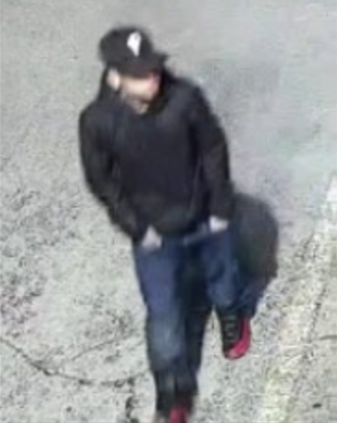  Investigators need help identifying this man, one of two men sought for allegedly attacking, sexually assaulting and robbing a sex worker at a Mississauga hotel on Nov. 22, 2026.