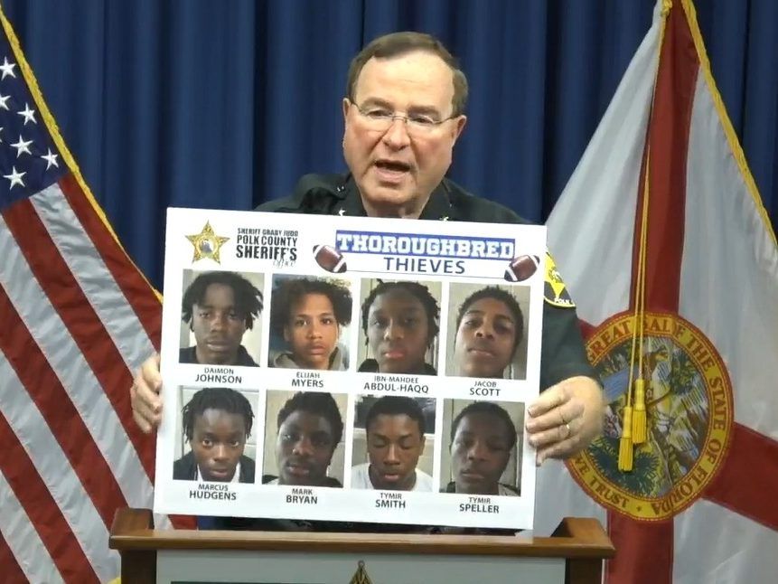 Teen football players called out by Florida sheriff after alleged store theft