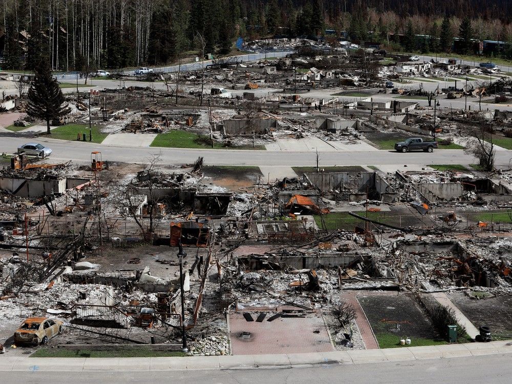 ’Low-grade anxiety:’ Alberta towns preparing for upcoming wildfire season
