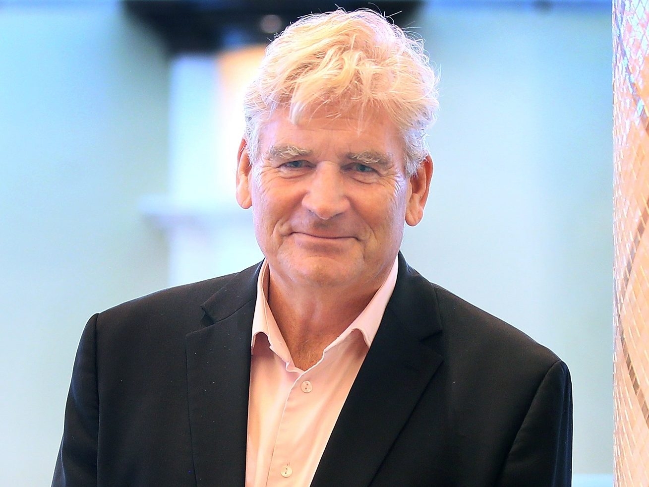 LIBERAL SHOCKWAVE: Fraser Seizes Power!