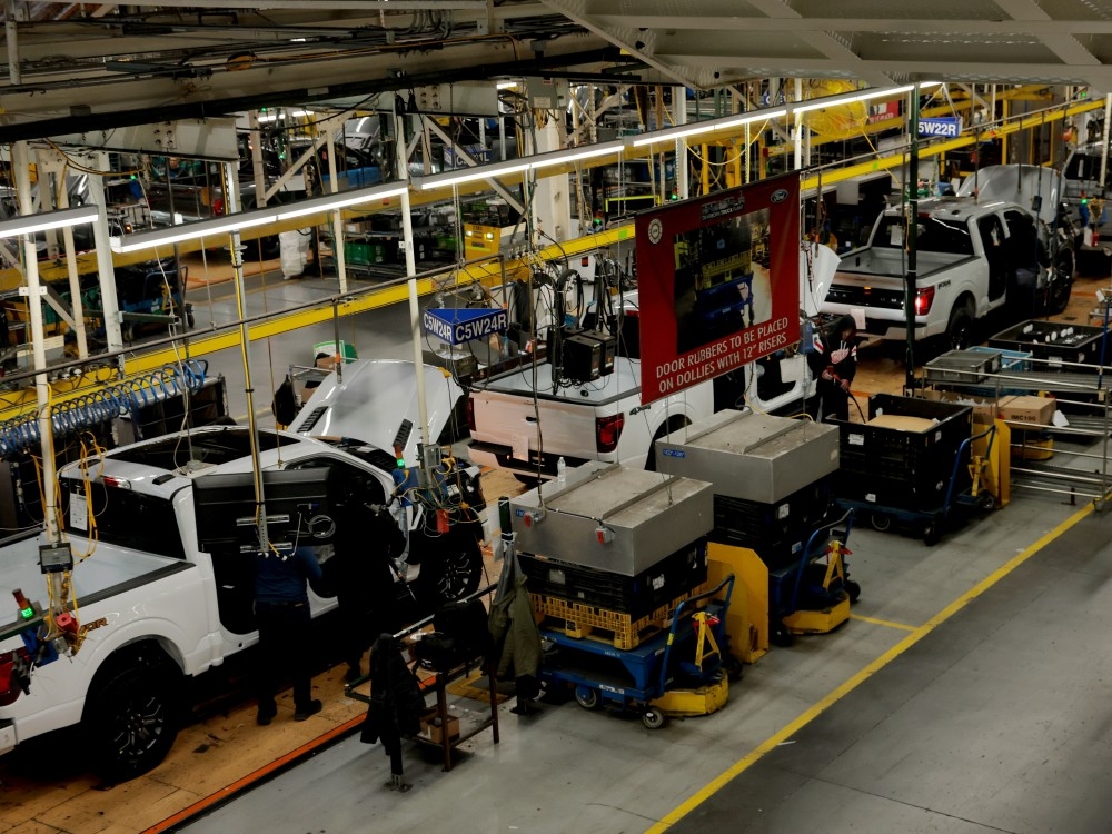 TRUMP NUKES TRADE DEAL: Canada Just Became a Target!