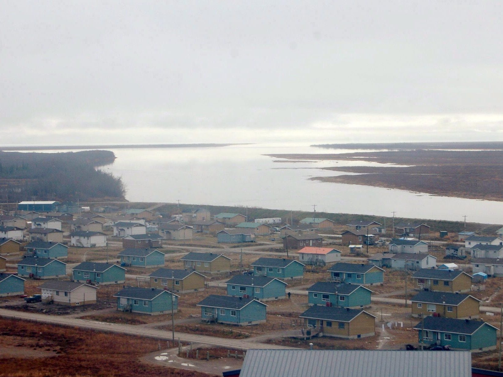 KASHECHEWAN: WATER CRISIS FORCES MASS EVACUATION – ACT NOW!