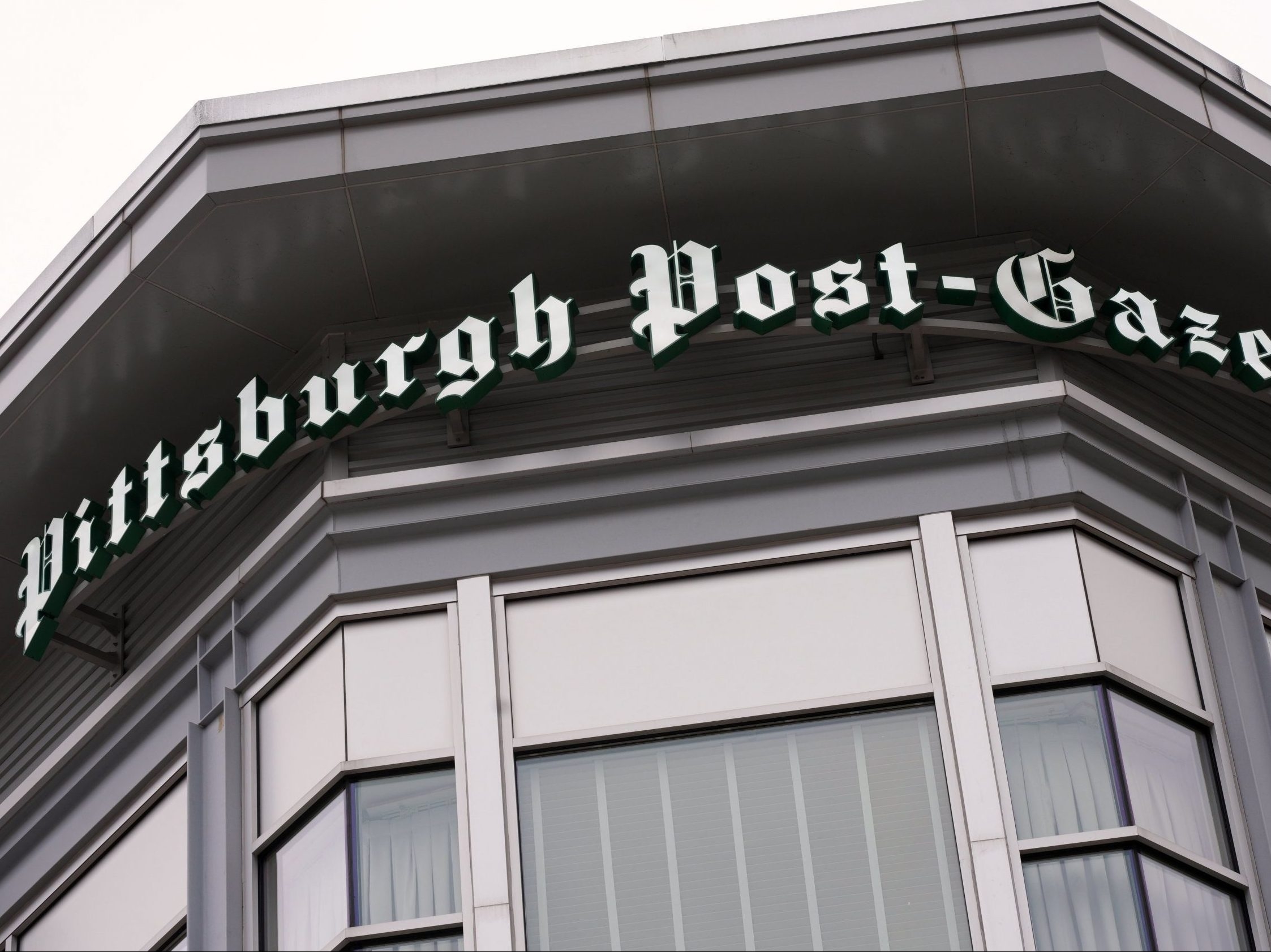 PITTSBURGH'S NEWS IS DYING: Last Read in May!