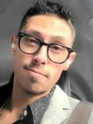  Riley Rose, 33, is wanted by Toronto Police for thefts in December 2025.