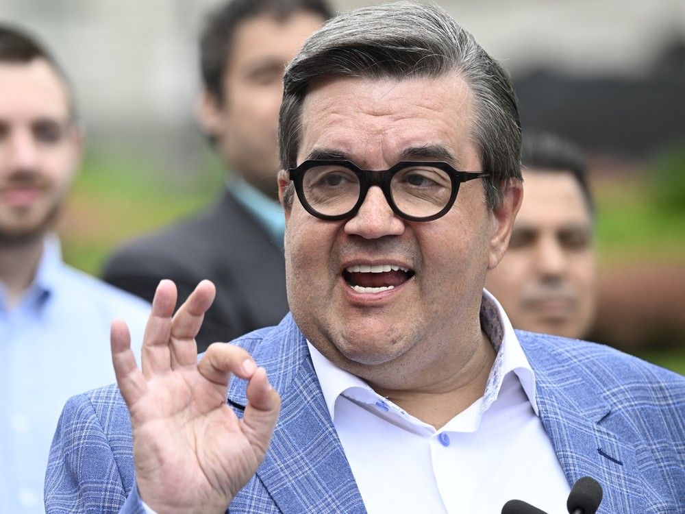 Coderre COLLAPSES: Former Mayor Bankrupted!