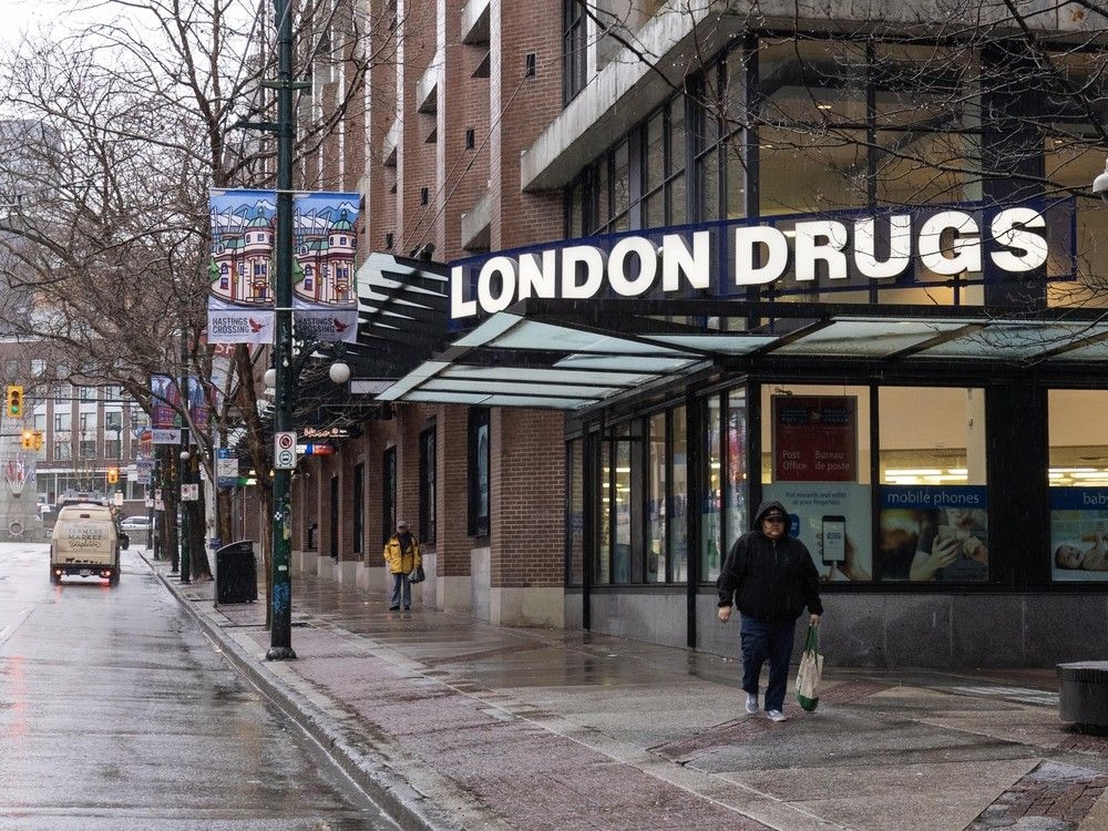LONDON DRUGS COLLAPSES: Retail Apocalypse NOW!
