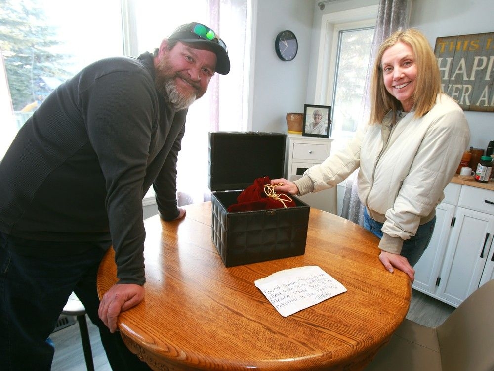 ASHES RETURNED: Family's Miracle After Heartbreaking Theft!