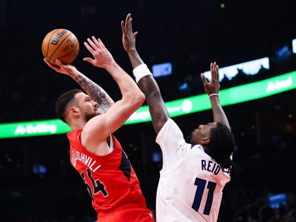 Raptors blow huge lead, collapse against Edwards’ Wolves