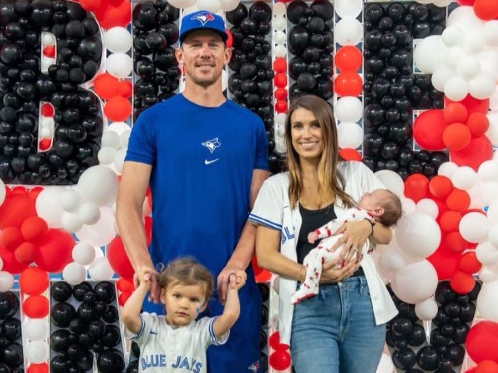 Chris Bassitt posts heartfelt farewell to Toronto after signing with Orioles