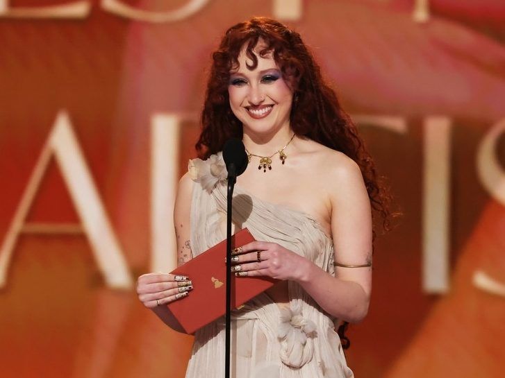 Chappell Roan responds to allegations her security made Jude Law's daughter cry