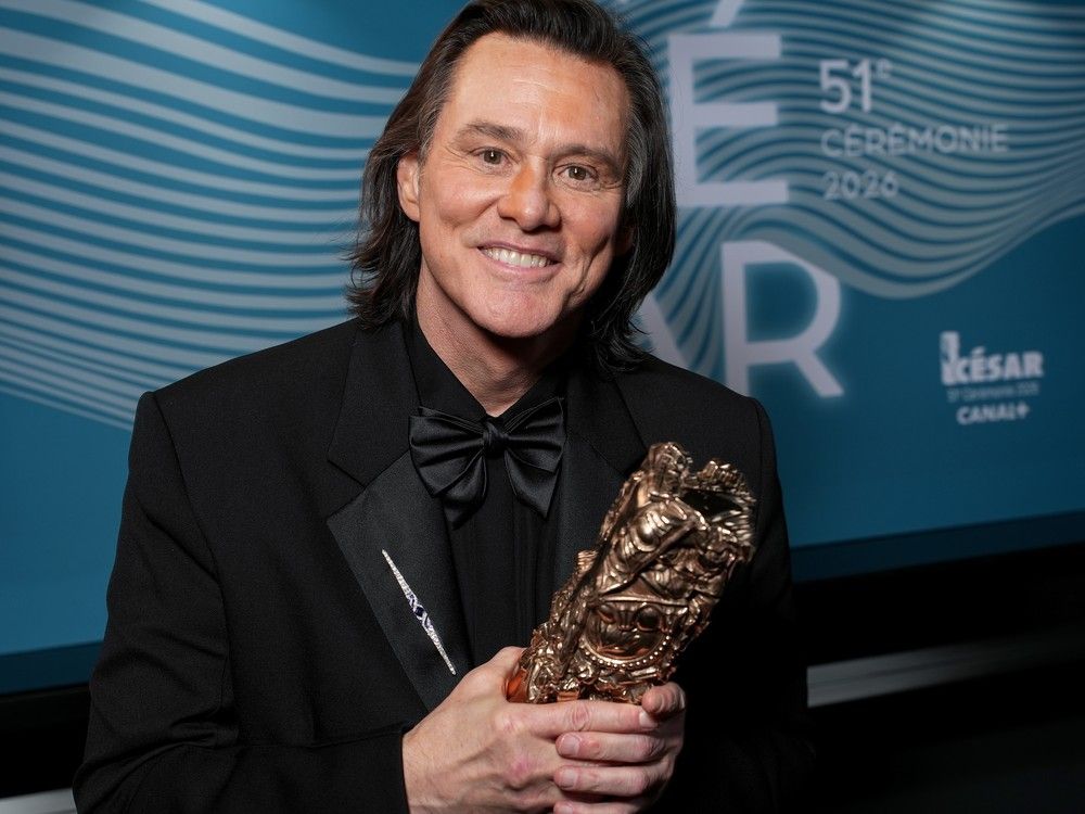 Jim Carrey gets emotional honouring Canadian roots while accepting French Oscar