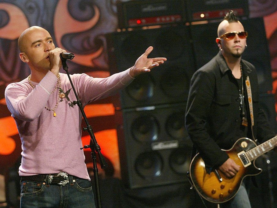 Former Live band members send Ed Kowalczyk cease and desist as Canadian tour begins