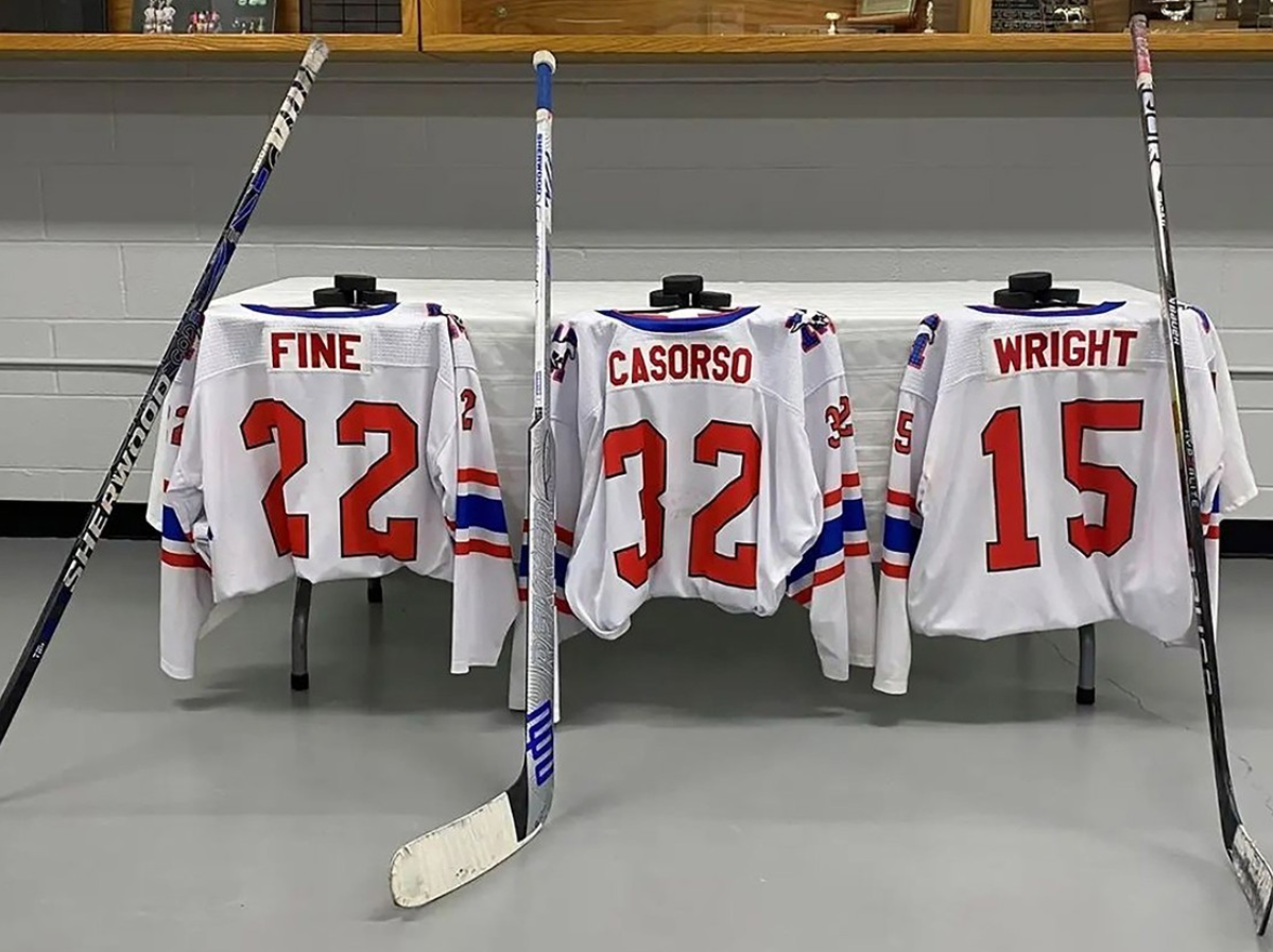 Three Southern Alberta Mustangs junior hockey players killed in crash