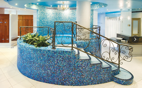 A whirlpool at the Elmwood Spa