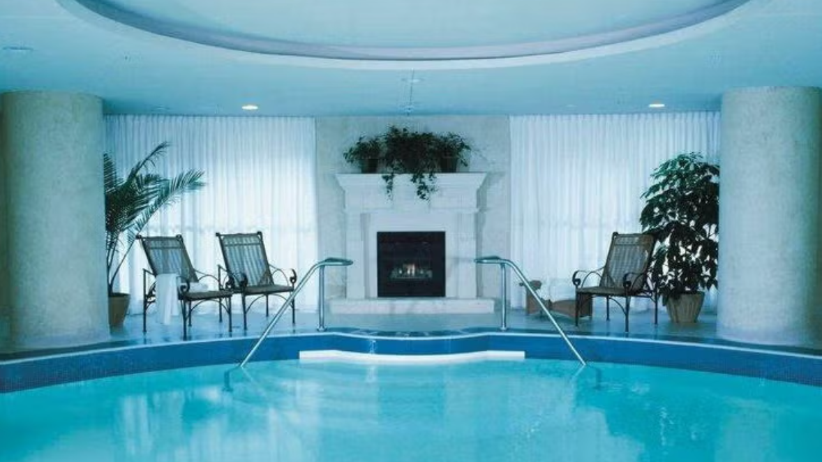 The pool area at the Windsor Arms Hotel Spa (Windsor Arms Hotel)