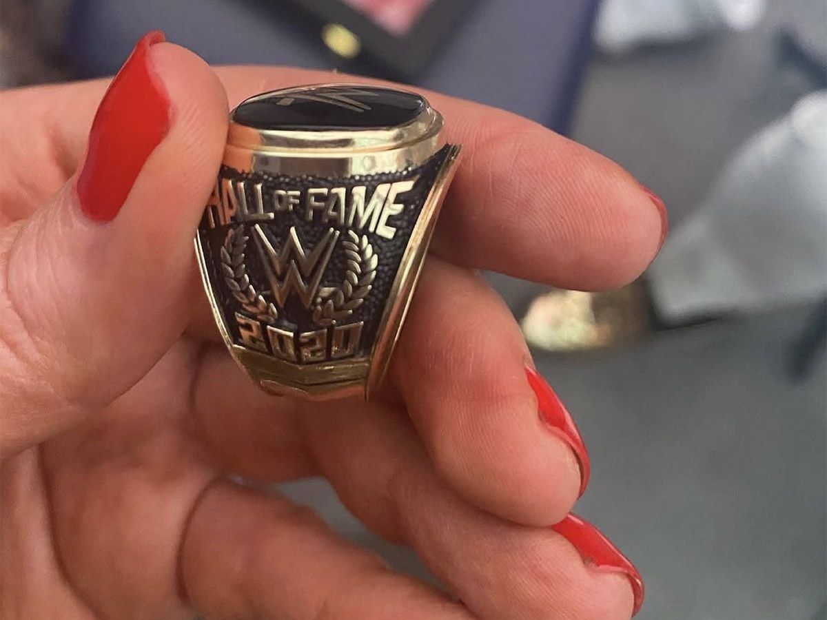 WWE LEGEND ROBBED: Iconic Ring VANISHES!