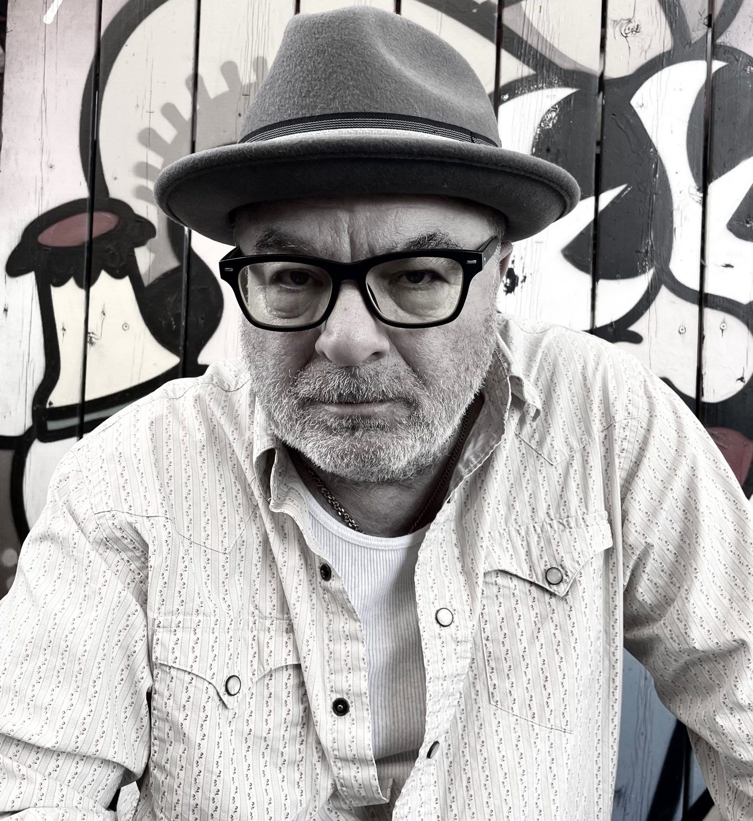 “IRISH HOODLUM AT THE END OF THE BAR”: Toronto Sun National Crime Columnist Brad Hunter. KELLY DRENNAN