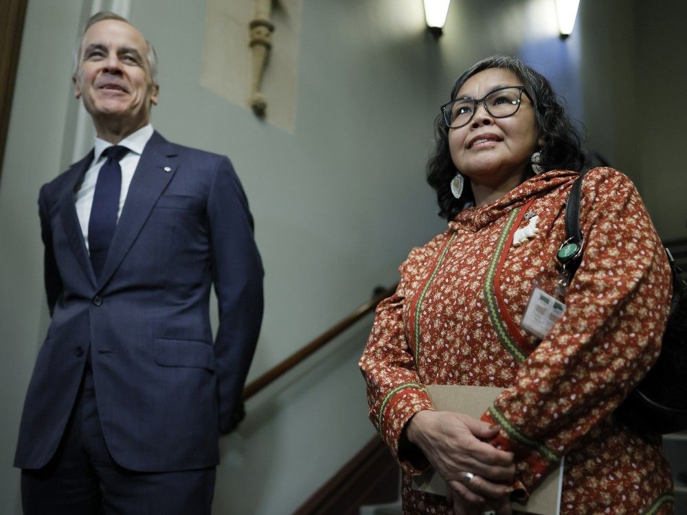 Little support among Canadians for MPs switching parties: Poll