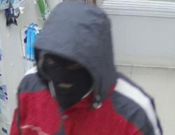  York police are looking for this male suspect after an alleged armed robbery in Richmond Hill on Feb. 28. (YRPS)