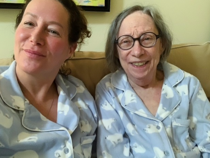 Toronto woman to visit 100 library branches, walk 300 km in honour of her late mom