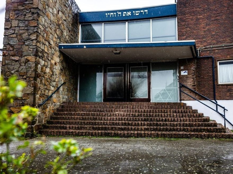 Four teens arrested in explosion at Rotterdam synagogue: Dutch police