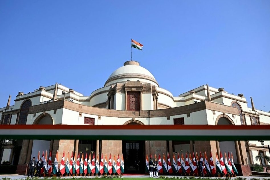  Indian and Canadian flags stood alongside each other in New Delhi. (Sajjad HUSSAIN/AFP)