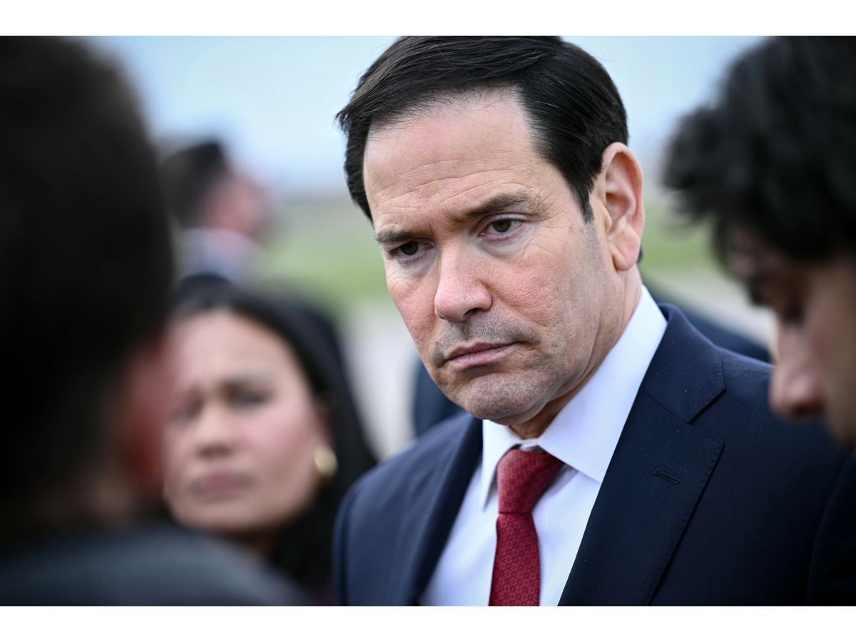 U.S. revokes green cards and visas of several Iranian nationals connected to Tehran government