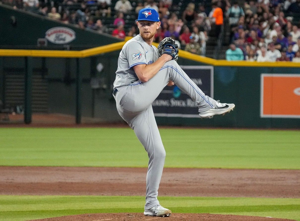 Toronto Blue Jays pitcher Eric Lauer works against the Arizona Diamondbacks during the third inning of a game in Phoenix on Friday, April 17, 2026.