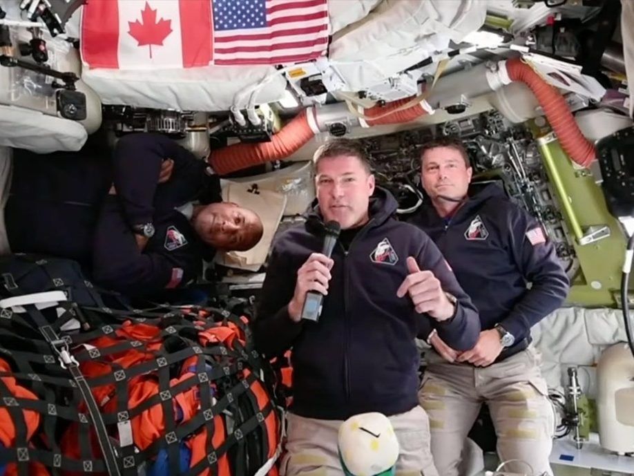 Canadian Space Agency’s first space-to-Earth video call with Col. Jeremy Hansen