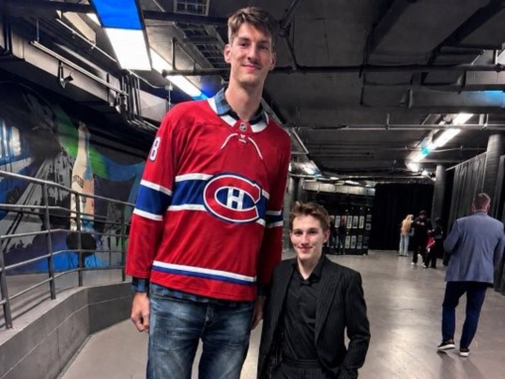 Canadiens’ Lane Hutson dwarfed by 7‑Foot‑9 NCAA sensation Olivier Rioux