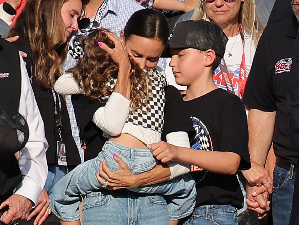 Kyle Busch's son comforted by Kyle Larson's son at NASCAR race | Toronto Sun