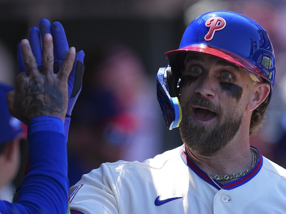 MLB star Bryce Harper goes viral over bizarre toothbrushing method