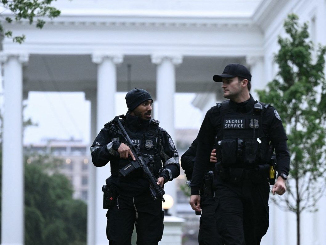 White House locked down after reports of shots fired nearby