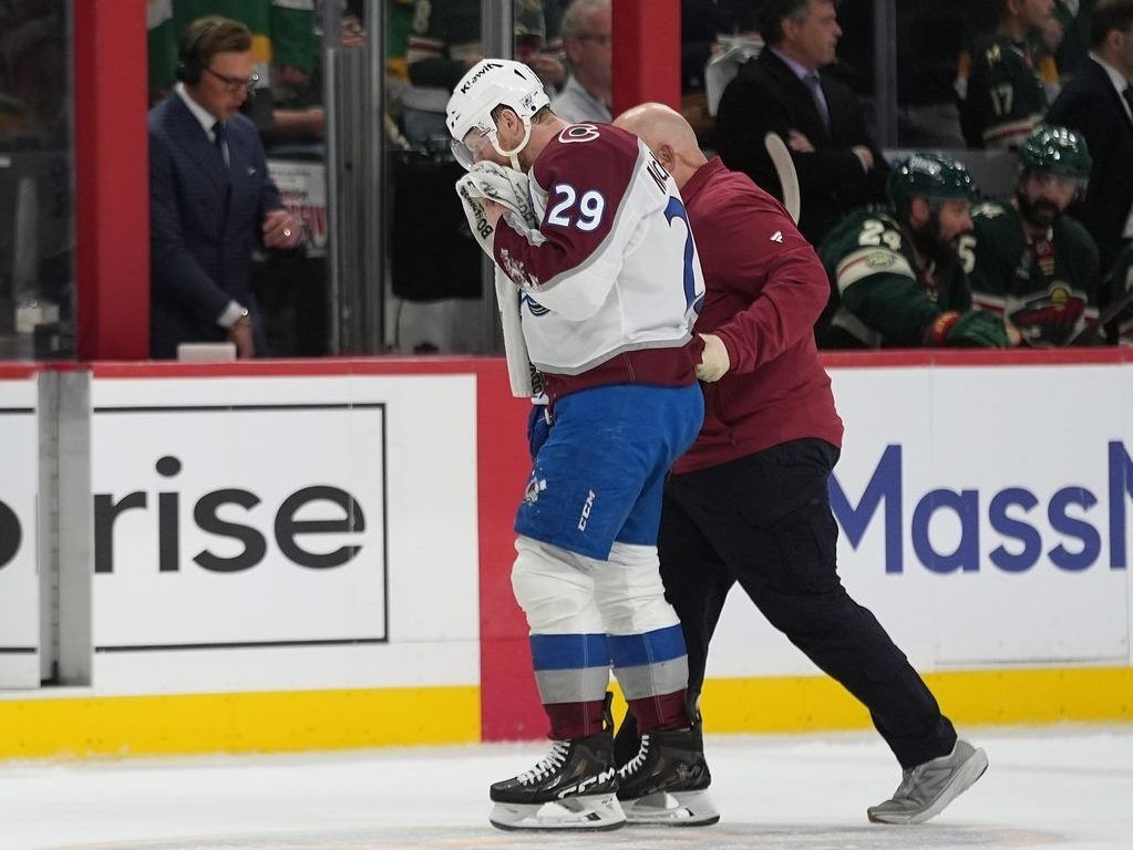 Nathan MacKinnon takes puck from Avs teammate to face in win over Wild