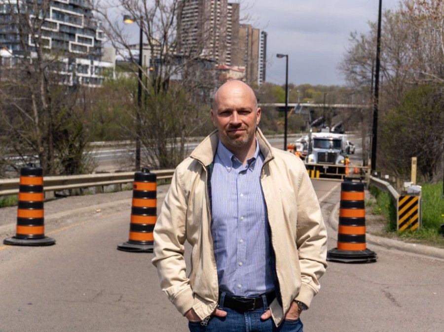 Mayoral hopeful Brad Bradford calls out Olivia Chow over road repair schedule