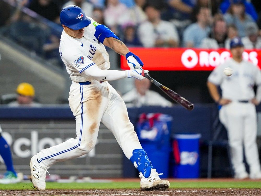 Blue Jays stage hitting clinic in beatdown of visiting L.A. Angels