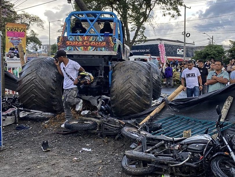 3 dead in Colombian monster truck crash
