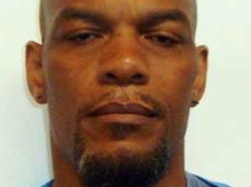 Cops issue public warning as convicted rapist released in Toronto