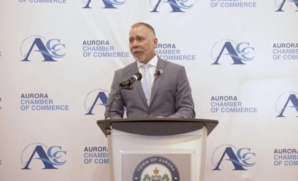 Aurora councillor and mayor square off over council salaries