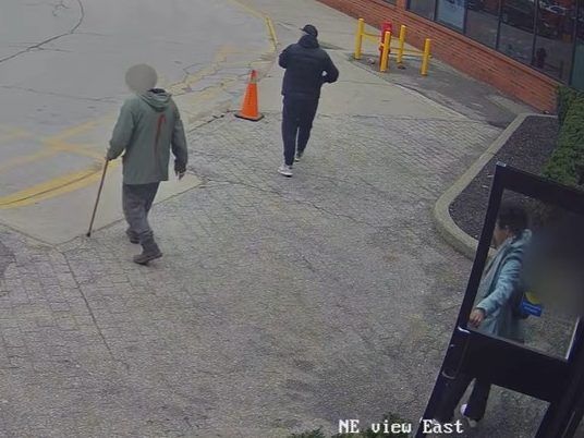 Thieves squirt ketchup on elderly man in distraction theft at Scarborough bank