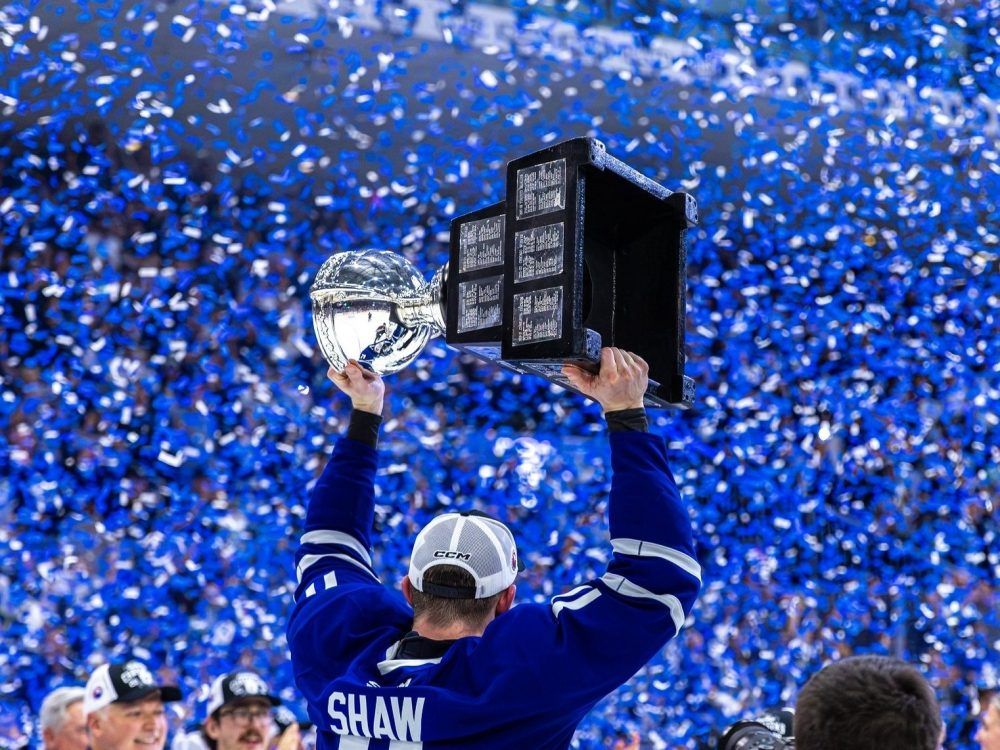 Toronto Marlies captain Logan Shaw lifts the Calder Cup