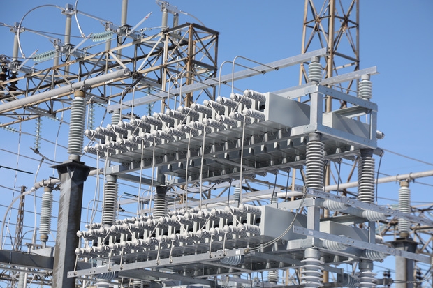 Ottawa residents zapped by increased electric bill