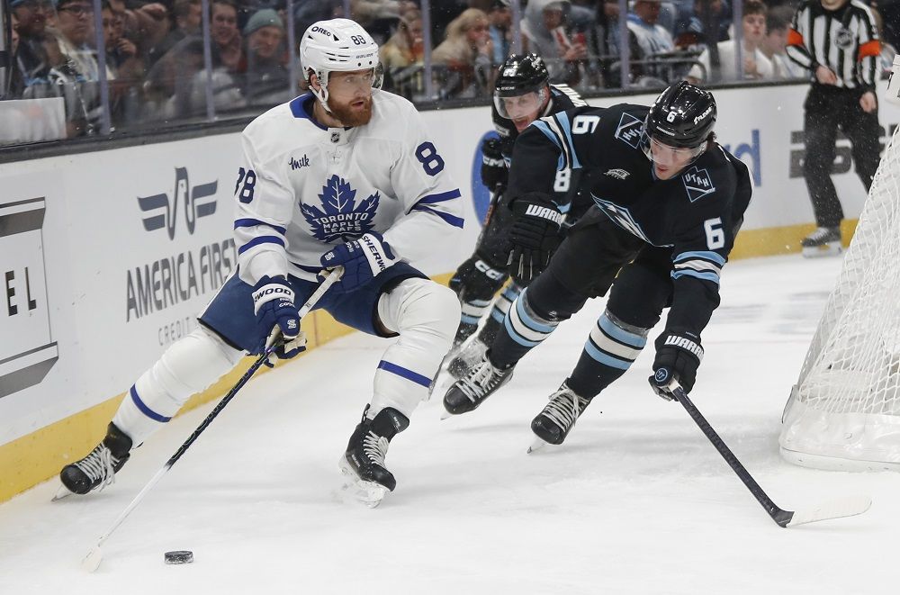 Troy Stecher pumped about being Gavin McKenna's Maple Leafs teammate