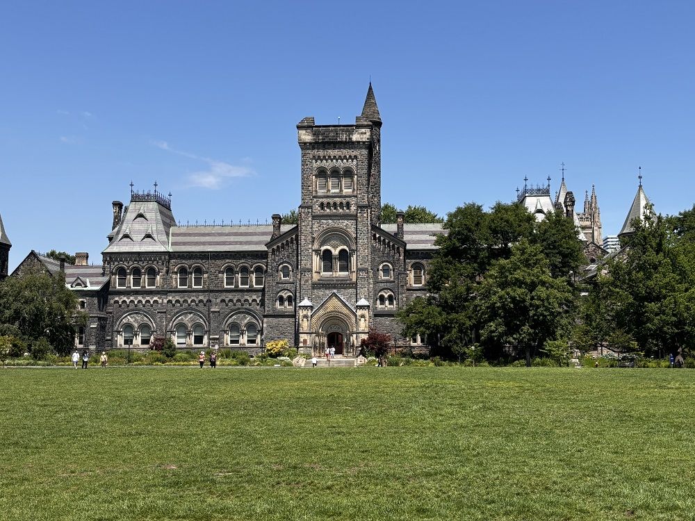 U of T remains Canada's top university as the rest drop in world rankings